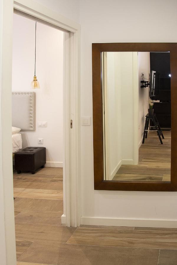 Apartsuite B&R Triana Arellano Sevilla Exterior foto